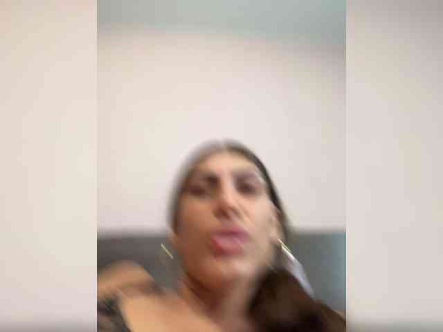 KamillaRuss webcam