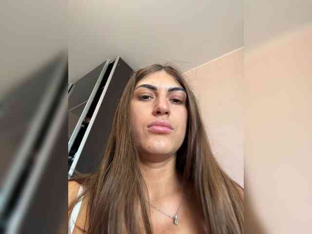 KamillaRuss webcam