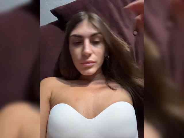 KamillaRuss webcam
