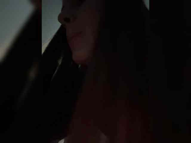 KamillaRuss webcam