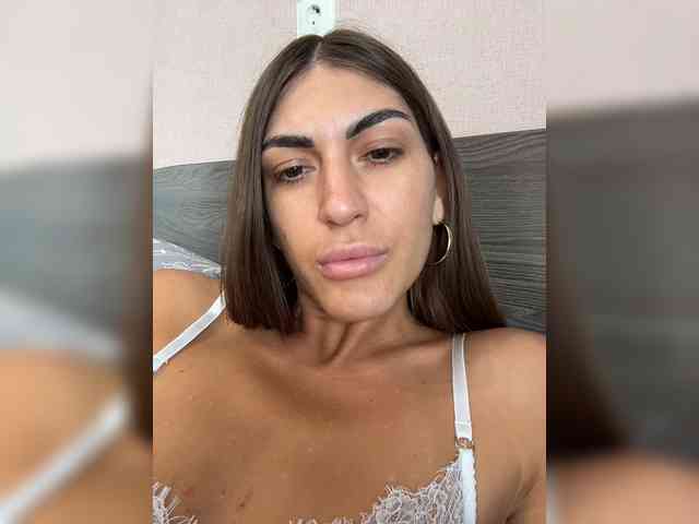 KamillaRuss webcam