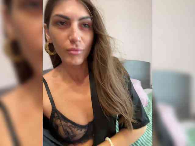 KamillaRuss webcam