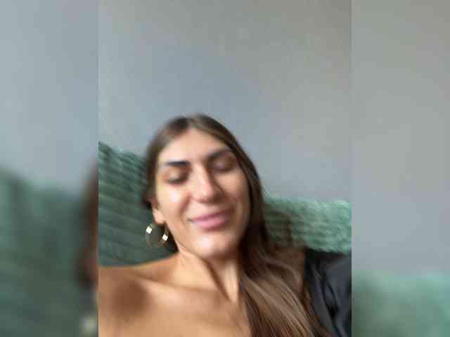 KamillaRuss webcam