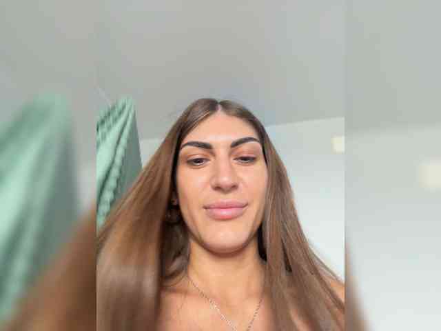 KamillaRuss webcam