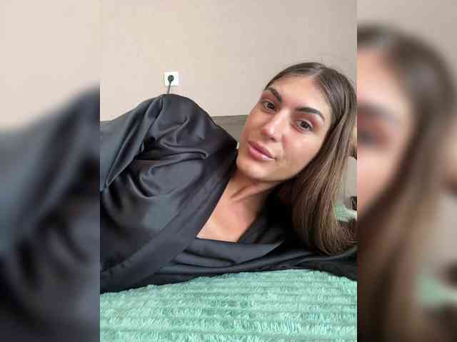 KamillaRuss webcam