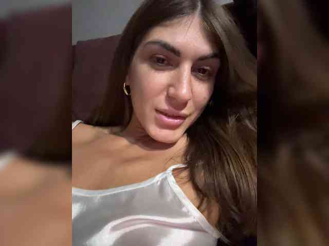 KamillaRuss webcam
