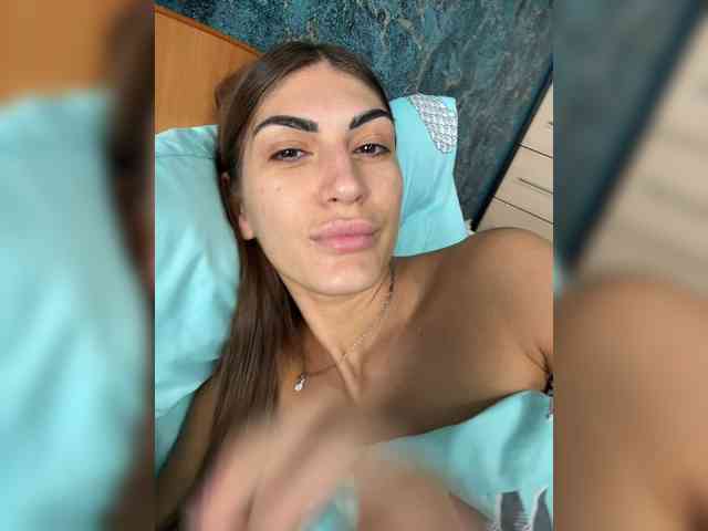 KamillaRuss webcam