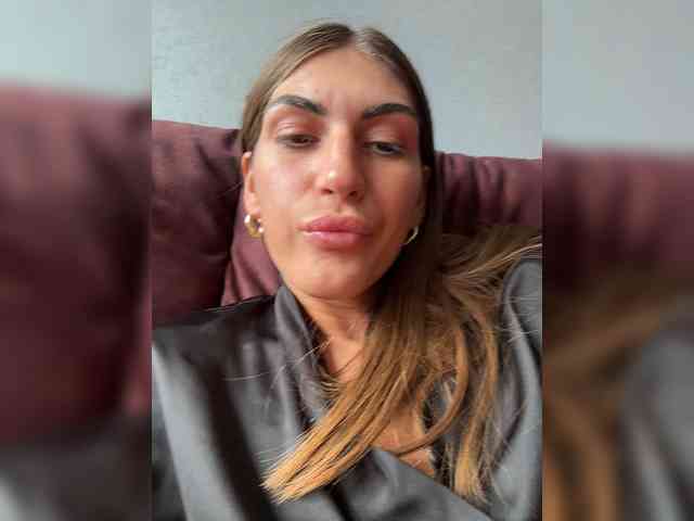 KamillaRuss webcam