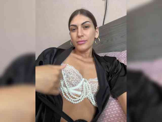 KamillaRuss webcam