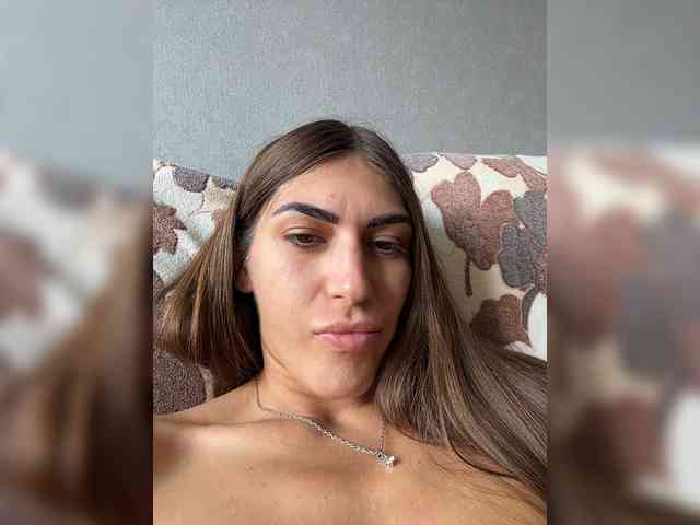 KamillaRuss webcam