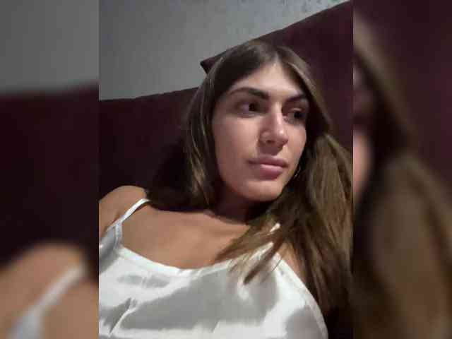 KamillaRuss webcam