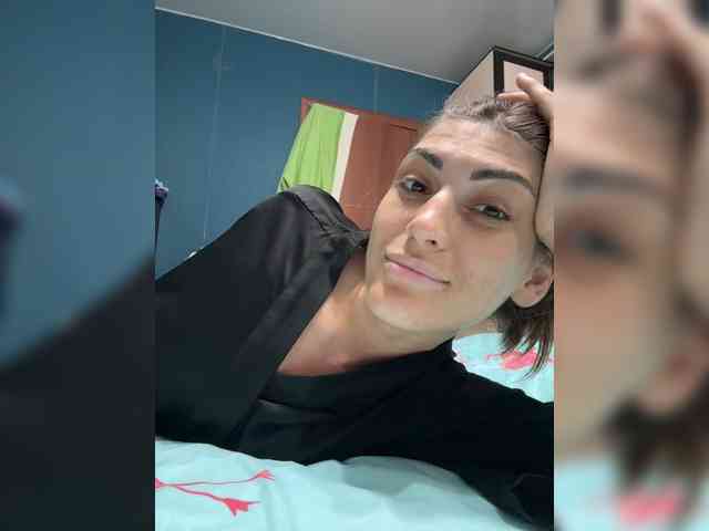 KamillaRuss webcam
