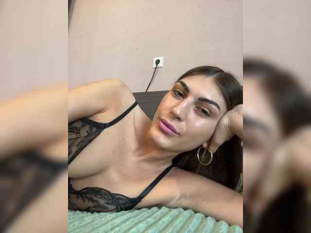 KamillaRuss webcam