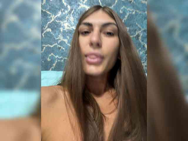 KamillaRuss webcam
