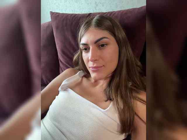 KamillaRuss webcam