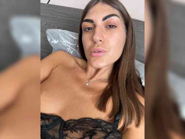 KamillaRuss webcam