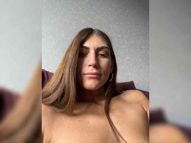 KamillaRuss webcam