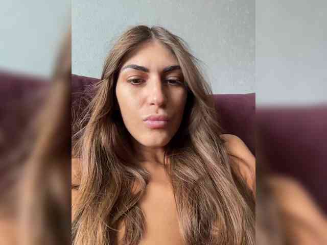 KamillaRuss webcam
