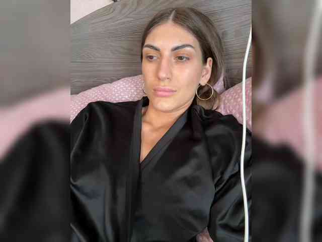 KamillaRuss webcam