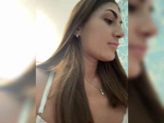KamillaRuss webcam