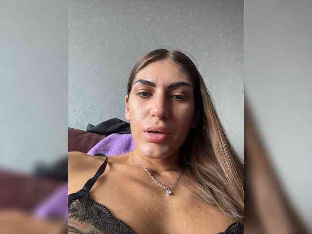 KamillaRuss webcam