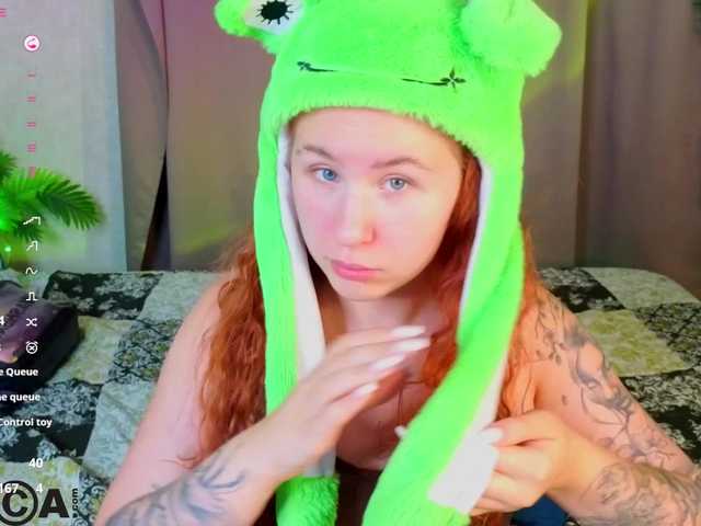 Elsiee-Cuttiess live cam on BongaCams