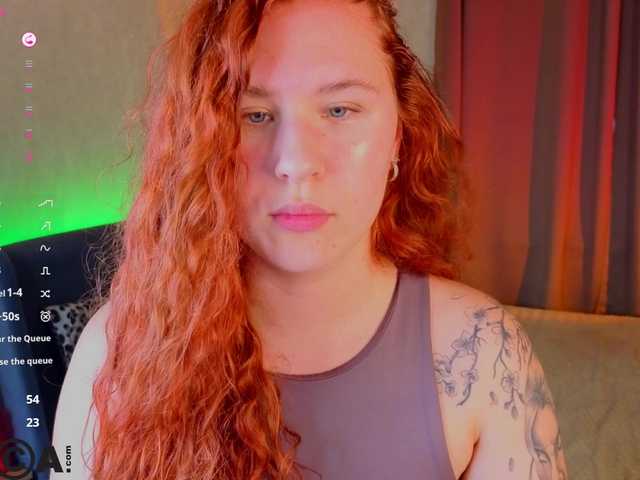 Elsiee-Cuttiess live cam on BongaCams