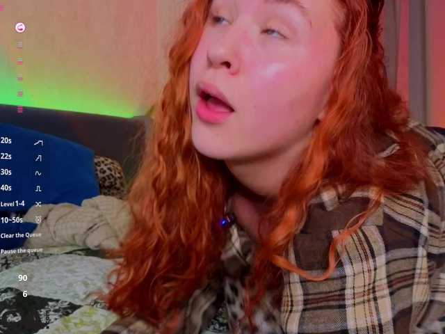 Elsiee-Cuttiess live cam on BongaCams