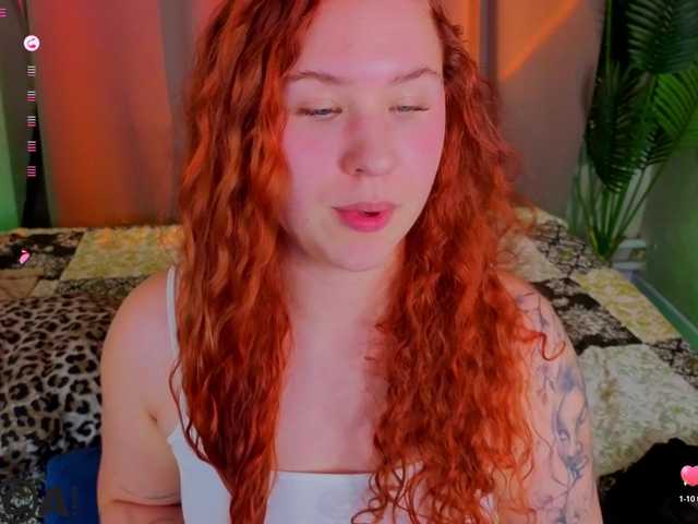 Elsiee-Cuttiess live cam on BongaCams