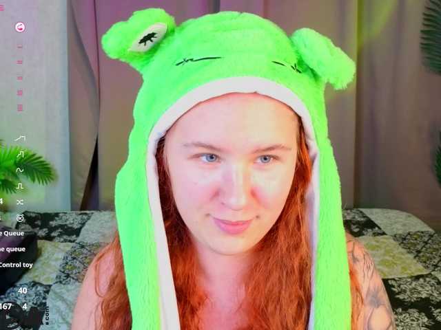 Elsiee-Cuttiess live cam on BongaCams