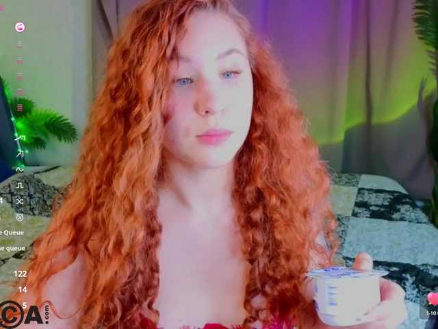 Elsiee-Cuttiess live cam on BongaCams