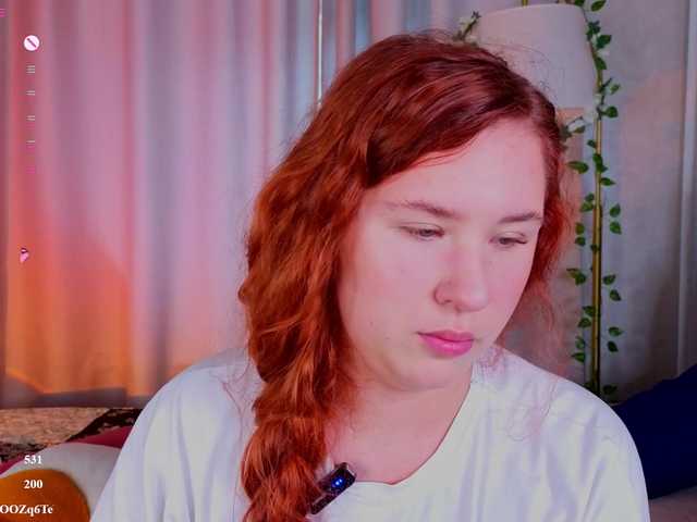 Elsiee-Cuttiess live cam on BongaCams