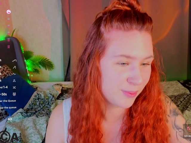 Elsiee-Cuttiess live cam on BongaCams