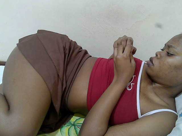 Janiesexy live cam on BongaCams