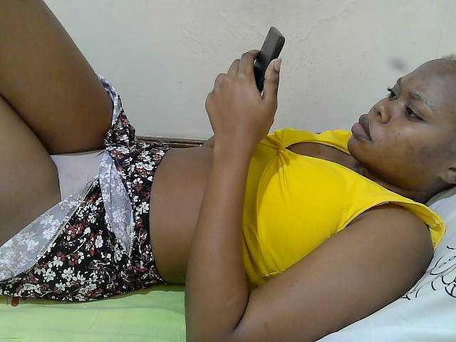 Janiesexy live cam on BongaCams