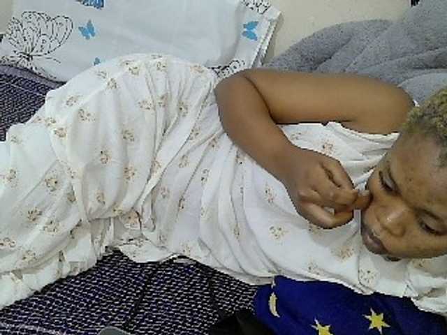 Janiesexy live cam on BongaCams