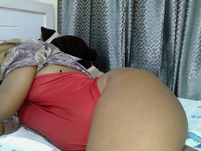 Janiesexy live cam on BongaCams