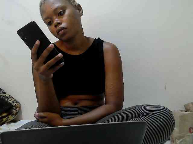Janiesexy webcam