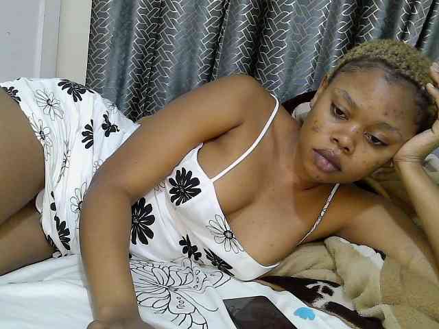 Janiesexy webcam