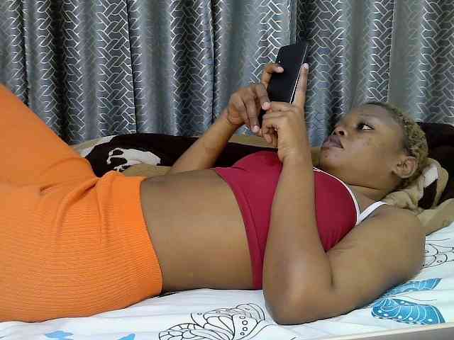Janiesexy webcam