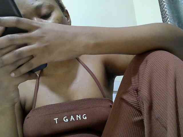 Janiesexy webcam