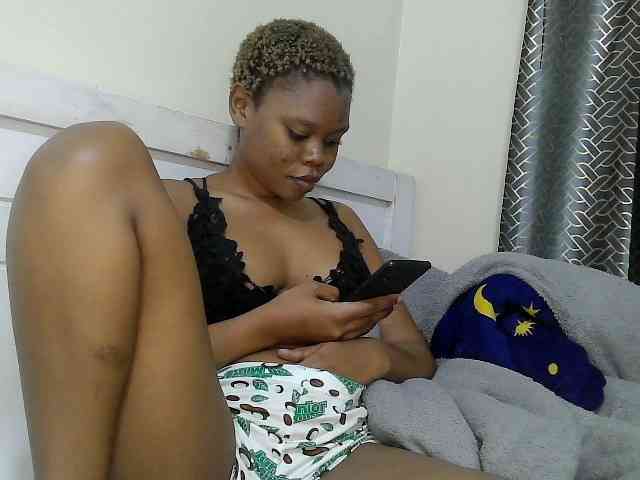 Janiesexy webcam