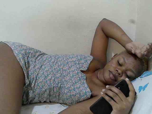 Janiesexy webcam