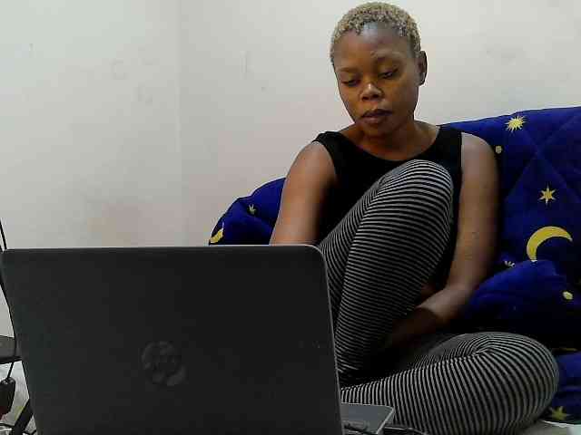 Janiesexy webcam