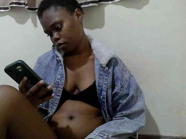 Janiesexy webcam