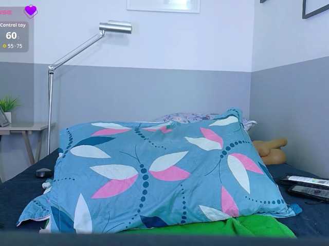 missfoster live cam on BongaCams