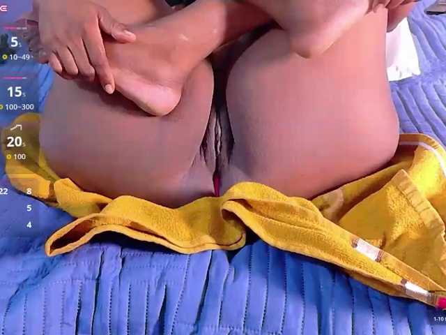Missfoster live cam