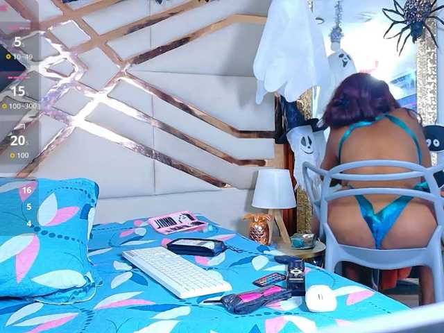missfoster, en directo ahora en BongaCams