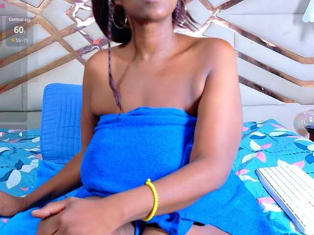 missfoster live cam on BongaCams