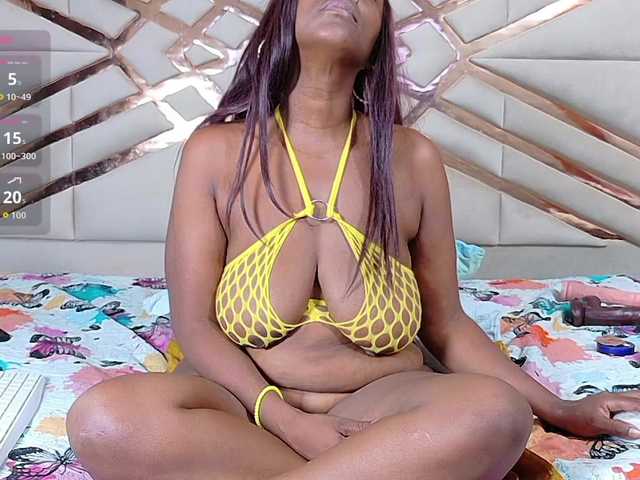 missfoster live cam on BongaCams